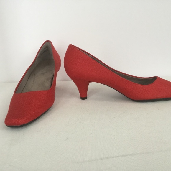 AROSOLES Red Fabric Pumps 9 - Picture 1 of 8